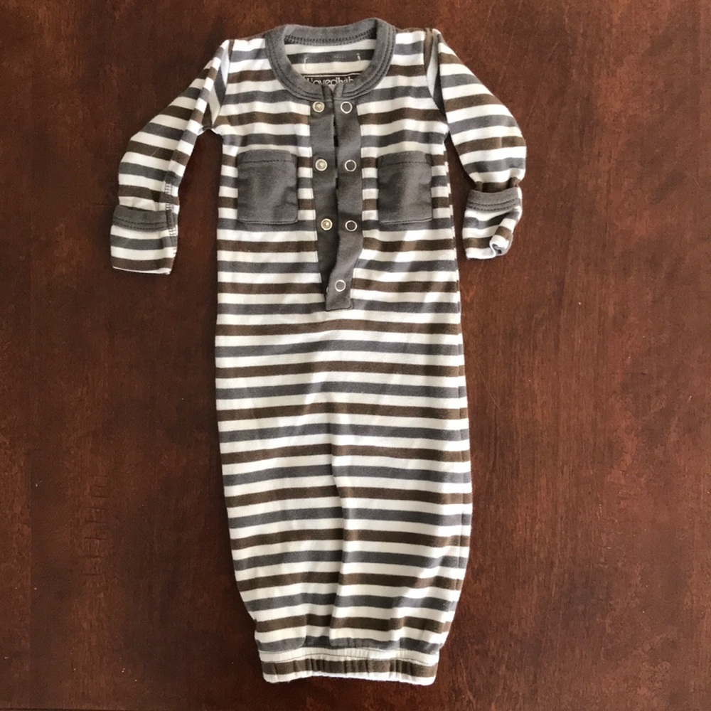 L’oved Baby Sleepsack Onesie size Newborn